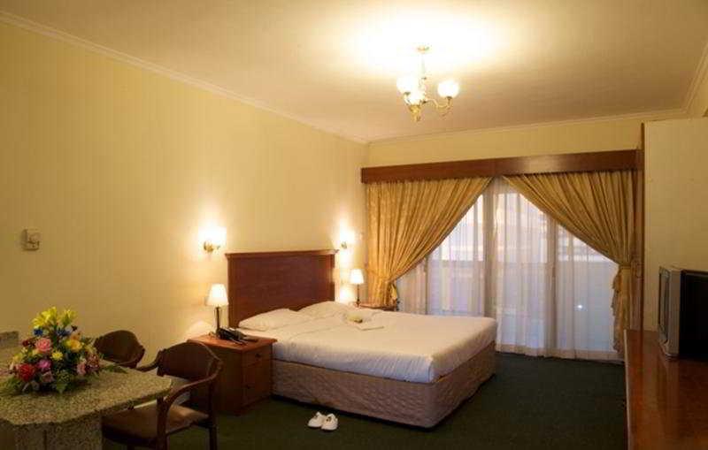Al Mas Hotel Apartments ดูไบ ภายนอก รูปภาพ